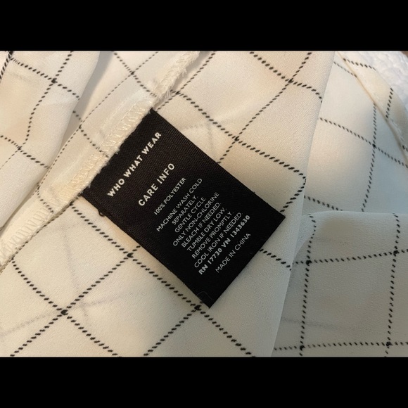 Loose, flowy white windowpane collared shirt - Picture 4 of 4